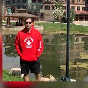 Meet your Posher, Carlo